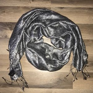 Metallic glitter scarf